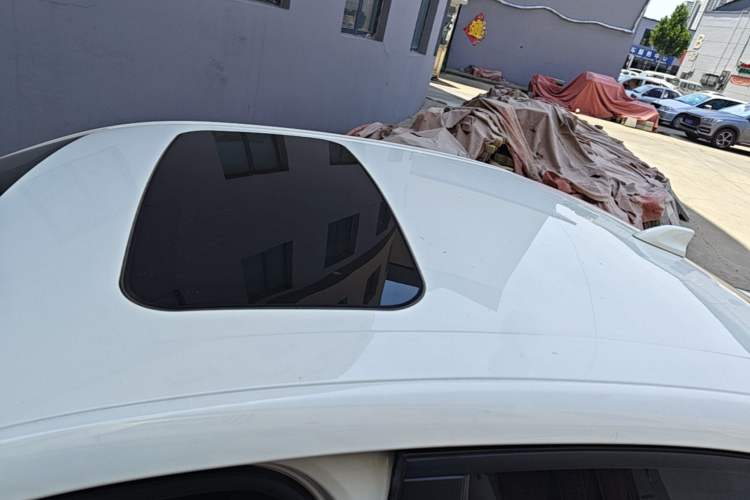 Used Ford Escort 2021 1.5L Automatic Diamond Edition Roof