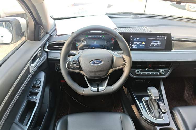 Used Ford Escort 2021 1.5L Automatic Diamond Edition Steering Wheel