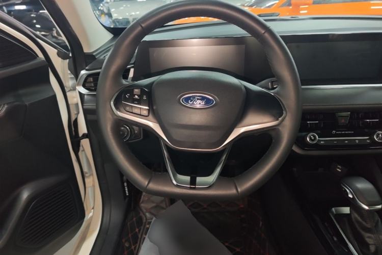Used Ford Escort 2021 1.5L Automatic Platinum Edition Steering Wheel