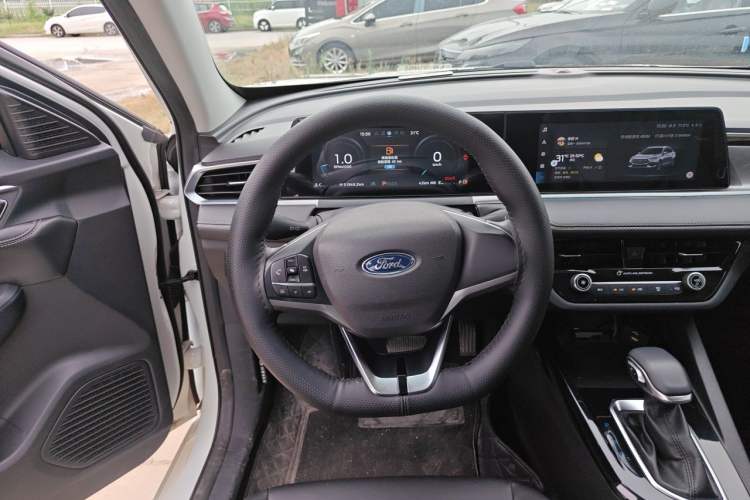 Used Ford Escort 2021 1.5L Automatic Diamond Edition Steering Wheel