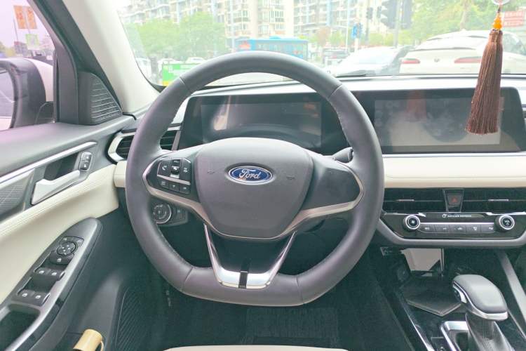 Used Ford Escort 2021 1.5L Automatic Diamond Edition Steering Wheel