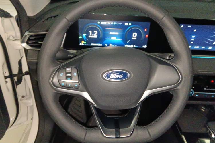 Used Ford Escort 2021 1.5L Automatic Diamond Edition Steering Wheel