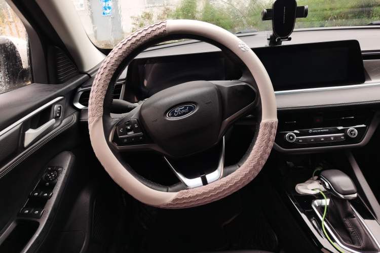 Used Ford Escort 2021 1.5L Automatic Diamond Edition Steering Wheel