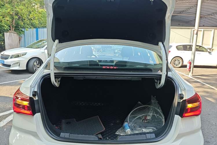 Used Ford Escort 2021 1.5L Automatic Diamond Edition Trunk