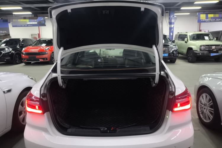 Used Ford Escort 2021 1.5L Automatic Diamond Edition Trunk