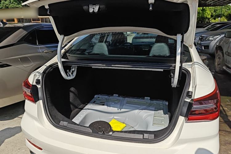 Used Ford Escort 2021 1.5L Automatic Diamond Edition Trunk