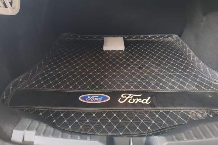 Used Ford Escort 2021 1.5L Automatic Diamond Edition Trunk
