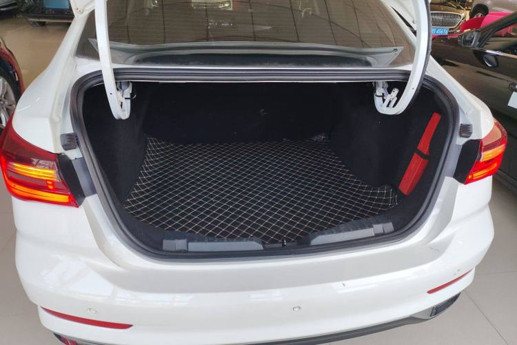 Used Ford Escort 2021 1.5L Automatic Diamond Edition Trunk