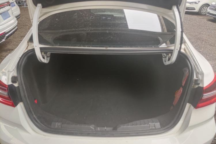 Used Ford Escort 2021 1.5L Automatic Platinum Edition Trunk