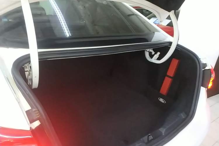 Used Ford Escort 2021 1.5L Automatic Diamond Edition Trunk