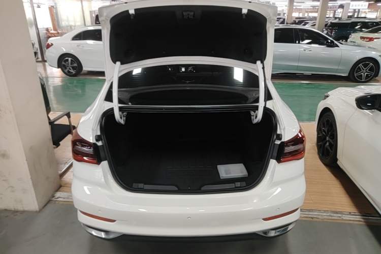 Used Ford Escort 2021 1.5L Automatic Diamond Edition Trunk