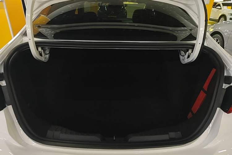 Used Ford Escort 2021 1.5L Automatic Diamond Edition Trunk