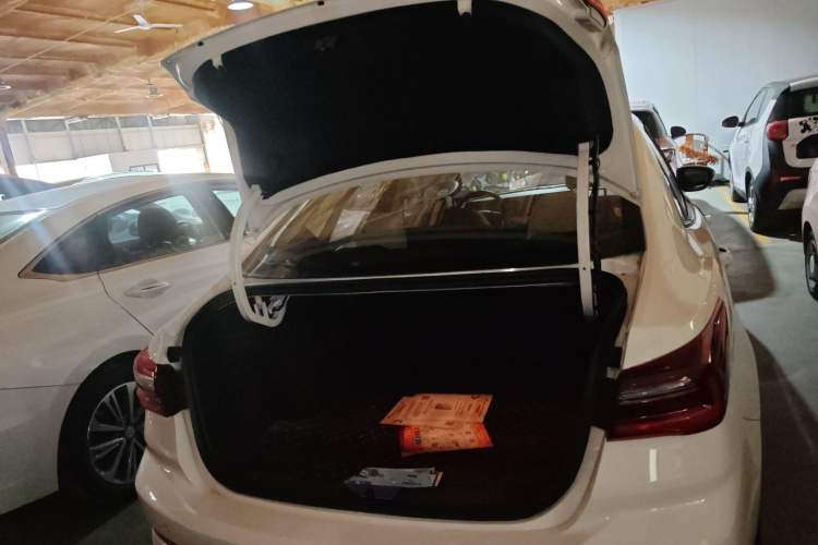 Used Ford Escort 2021 1.5L Automatic Diamond Edition Trunk