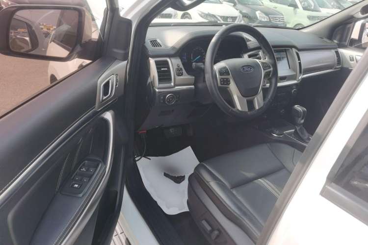 Used Ford Everest 2019 2.0T Gasoline Automatic 4x4 Luxury Edition 5 Seats Driver Seat