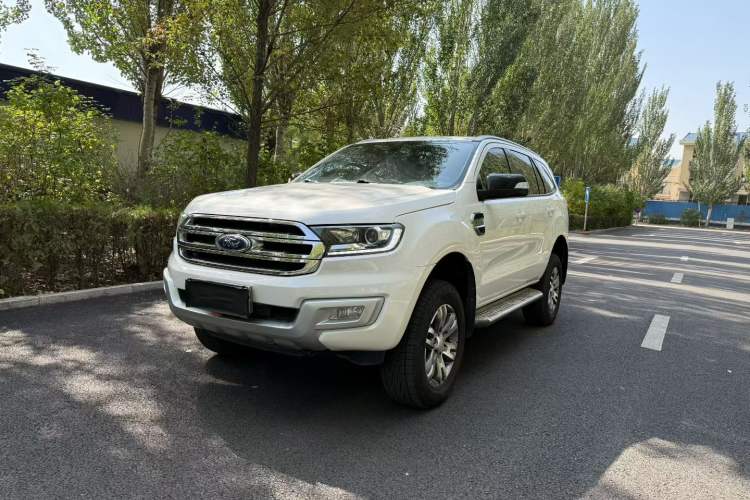 Used Ford Everest 2017 2.0T Gasoline Automatic 4x4 Luxury Edition 7 Seats Exterior 2