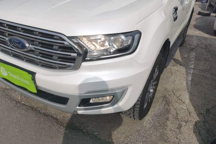 Used Ford Everest 2019 2.0T Gasoline Automatic 4x4 Luxury Edition 5 Seats Left Front Headlight