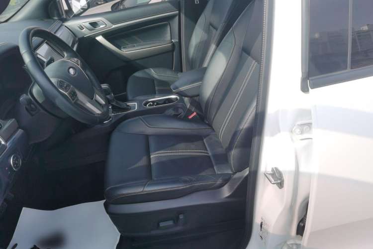 Used Ford Everest 2019 2.0T Gasoline Automatic 4x4 Luxury Edition 5 Seats Left Front Seat