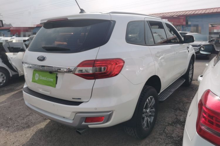 Used Ford Everest 2019 2.0T Gasoline Automatic 4x4 Luxury Edition 5 Seats Rear Right 45 Deg