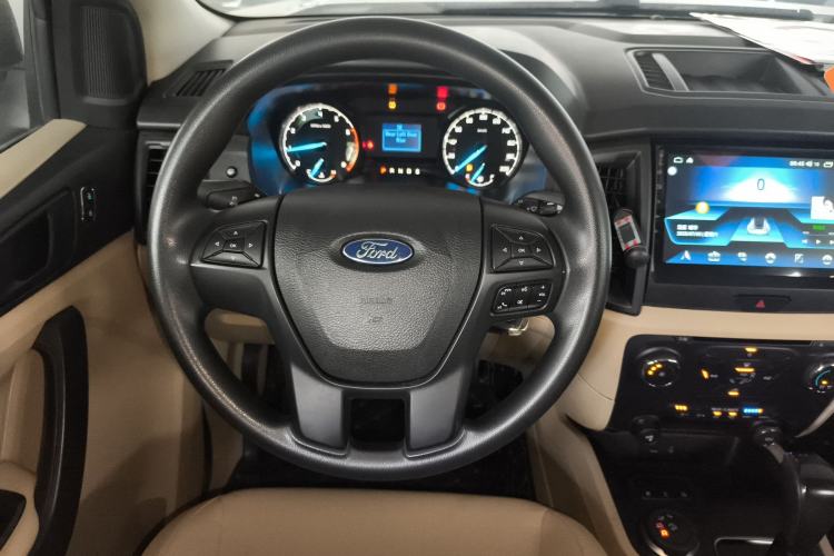 Used Ford Everest 2017 2.0T Gasoline Automatic 4x4 Elite Edition 5 Seats Steering Wheel