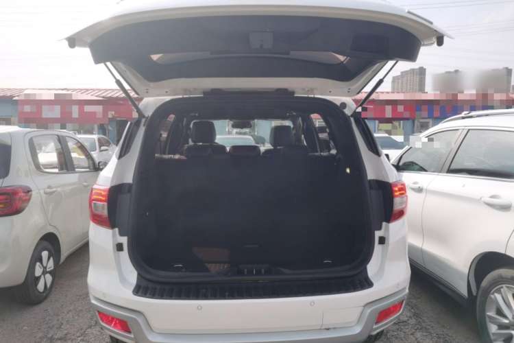Used Ford Everest 2019 2.0T Gasoline Automatic 4x4 Luxury Edition 5 Seats Trunk