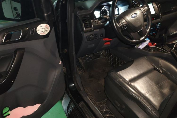 Used Ford Everest 2016 2.0T Gasoline Automatic 4x4 Flagship Edition Driver Seat