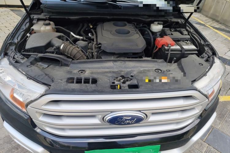 Used Ford Everest 2016 2.0T Gasoline Automatic 4x4 Elite Edition Engine Bay