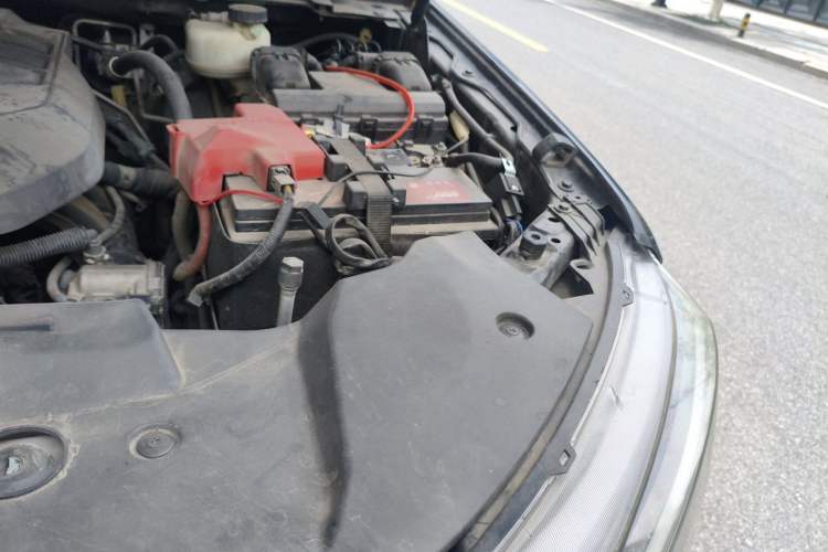 Used Ford Everest 2016 2.0T Gasoline Automatic 4x4 Elite Edition Engine Bay Left