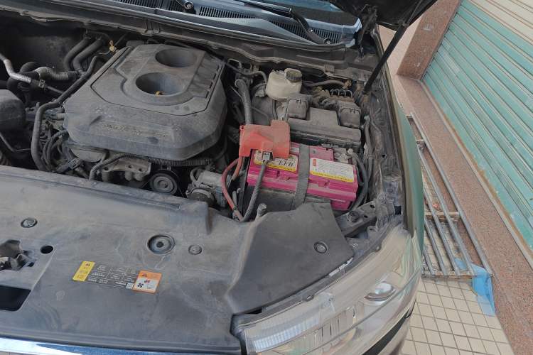 Used Ford Everest 2016 2.0T Gasoline Automatic 4x4 Flagship Edition Engine Bay Left