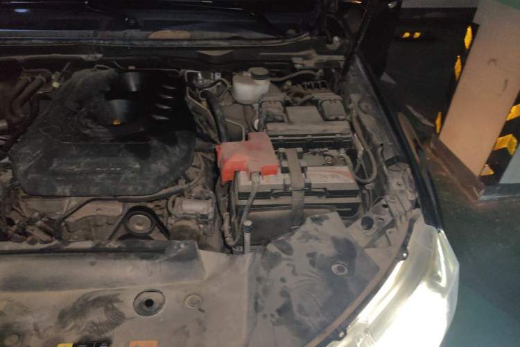 Used Ford Everest 2016 2.0T Gasoline Automatic 4x4 Flagship Edition Engine Bay Left