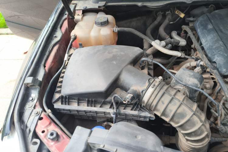 Used Ford Everest 2016 2.0T Gasoline Automatic 4x4 Flagship Edition Engine Bay Right