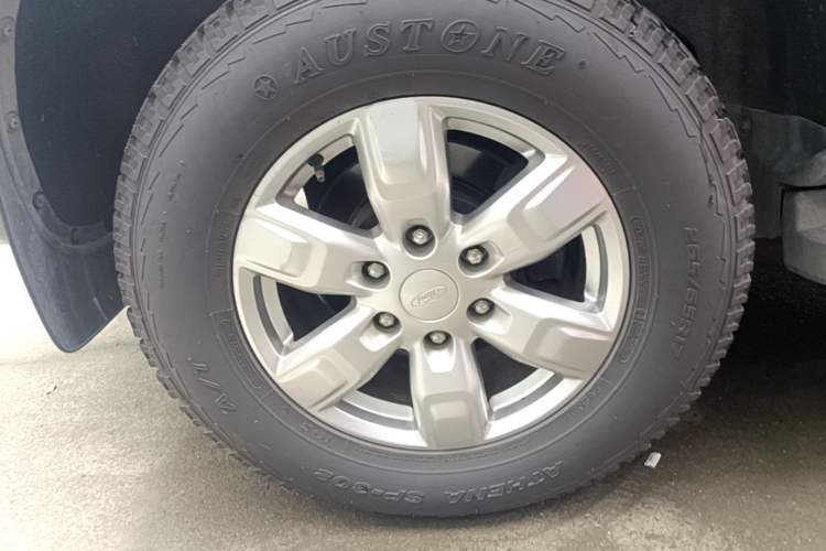 Used Ford Everest 2016 2.0T Gasoline Automatic 4x4 Elite Edition Exterior 5