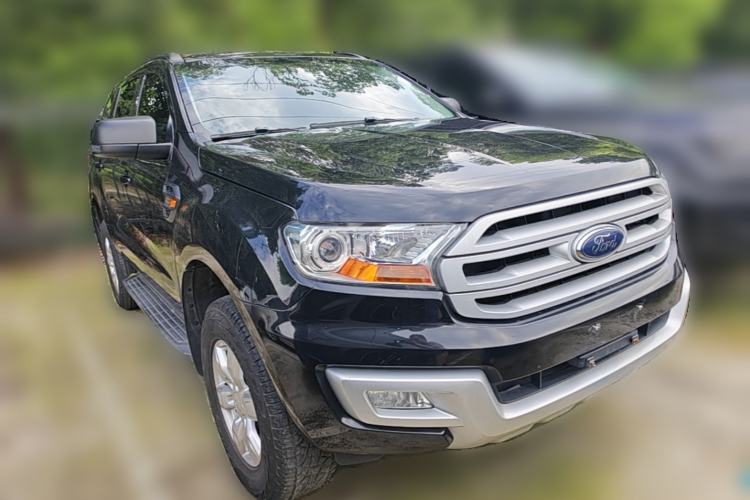 Used Ford Everest 2016 2.0T Gasoline Automatic 4x4 Elite Edition Front Right 45 Deg