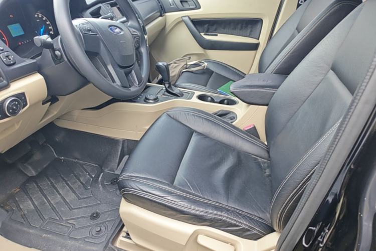 Used Ford Everest 2016 2.0T Gasoline Automatic 4x4 Elite Edition Left Front Seat