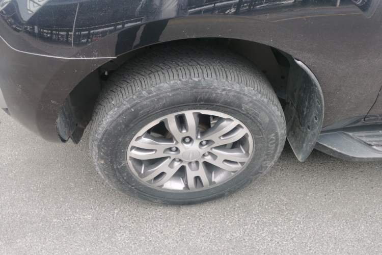 Used Ford Everest 2016 2.0T Gasoline Automatic 4x4 Luxury Edition Left Front Wheel Hub