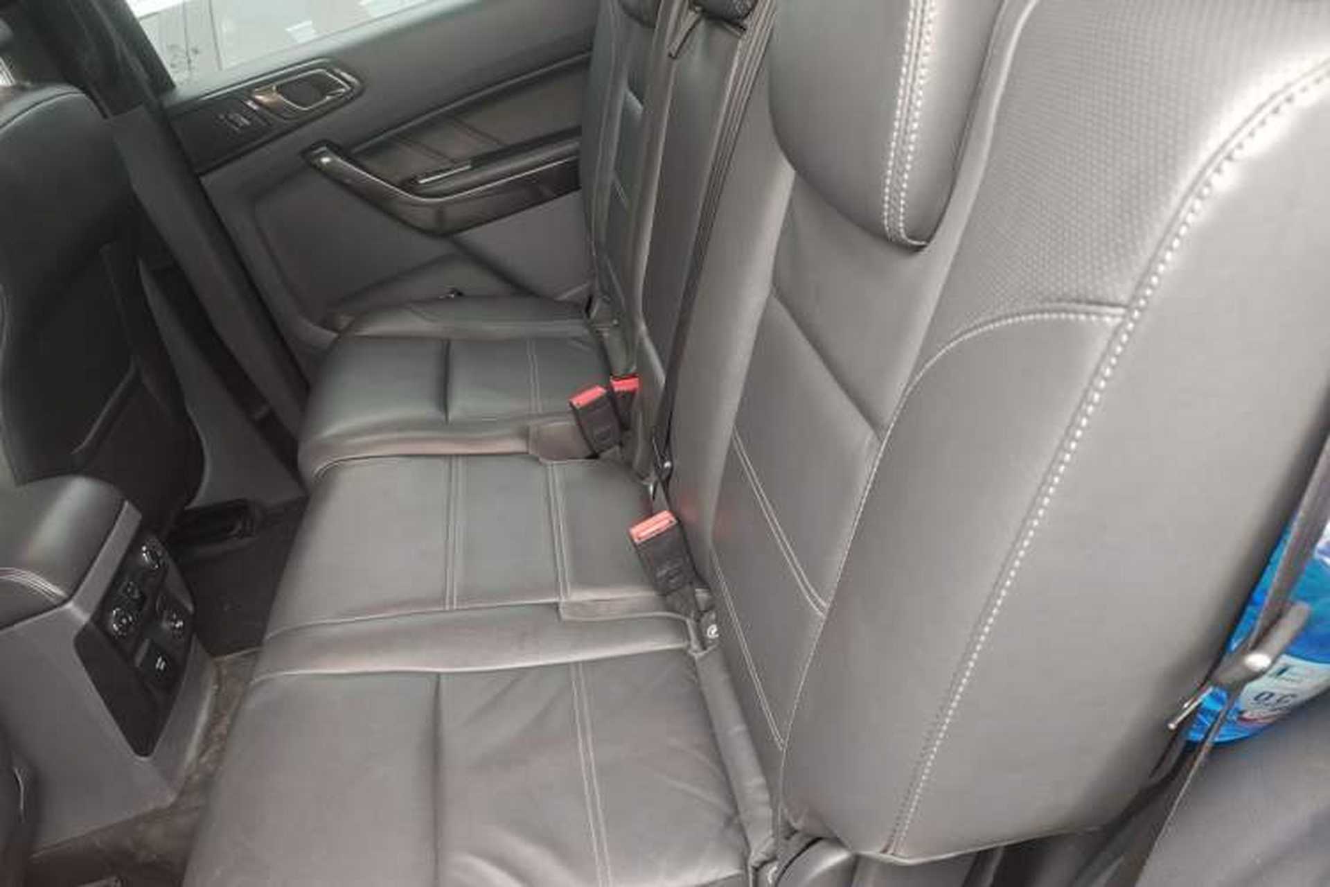 Used Ford Everest 2016 2.0T Gasoline Automatic 4x4 Luxury Edition Left Rear Seat