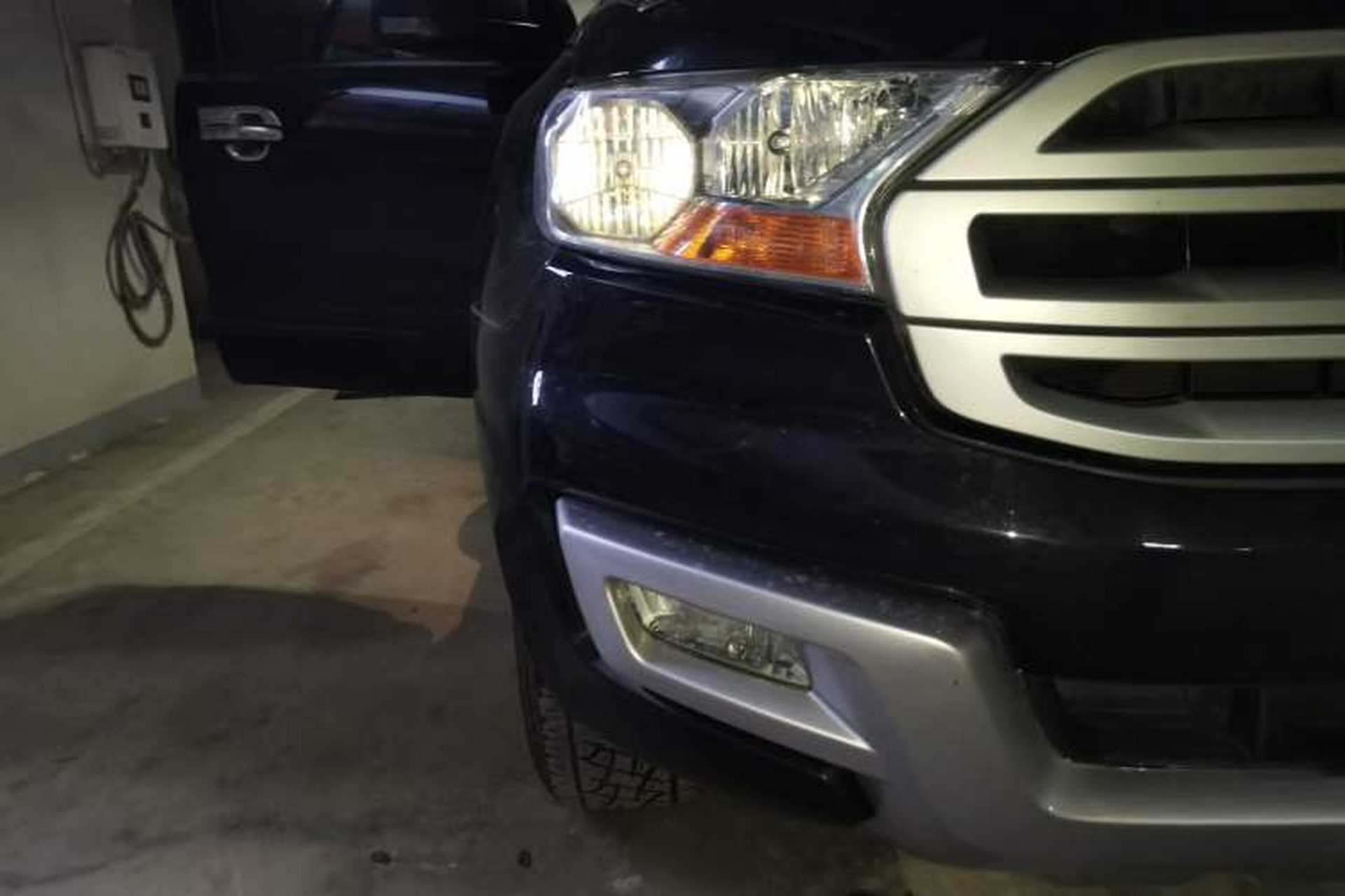 Used Ford Everest 2016 2.0T Gasoline Automatic 4x4 Elite Edition Right Front Headlight