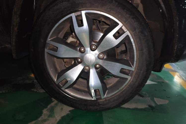 Used Ford Everest 2016 2.0T Gasoline Automatic 4x4 Flagship Edition Right Front Wheel Hub