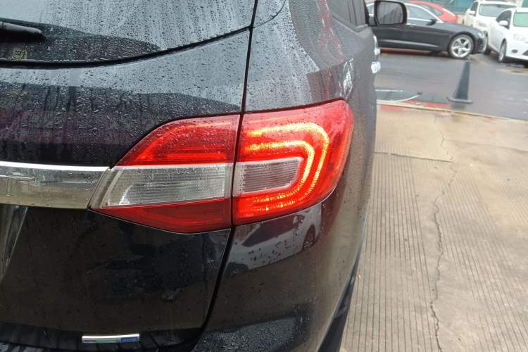 Used Ford Everest 2016 2.0T Gasoline Automatic 4x4 Flagship Edition Right Rear Taillight
