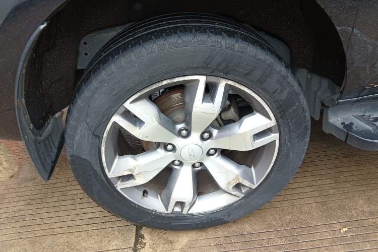Used Ford Everest 2016 2.0T Gasoline Automatic 4x4 Flagship Edition Right Rear Wheel Hub
