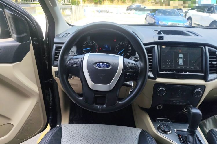 Used Ford Everest 2016 2.0T Gasoline Automatic 4x4 Elite Edition Steering Wheel