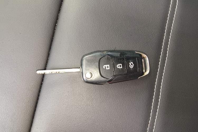Used Ford Everest 2016 2.0T Gasoline Automatic 4x4 Flagship Edition Vehicle Key