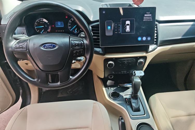 Used Ford Everest 2016 2.0T Gasoline Automatic Two-Wheel Drive Elite Edition Center Console