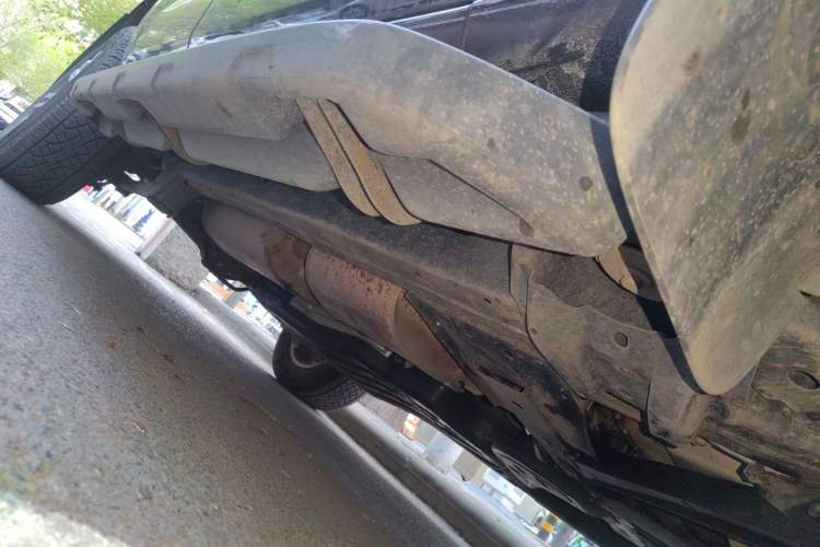 Used Ford Everest 2016 2.0T Gasoline Automatic 4x4 Luxury Edition Chassis Front Right