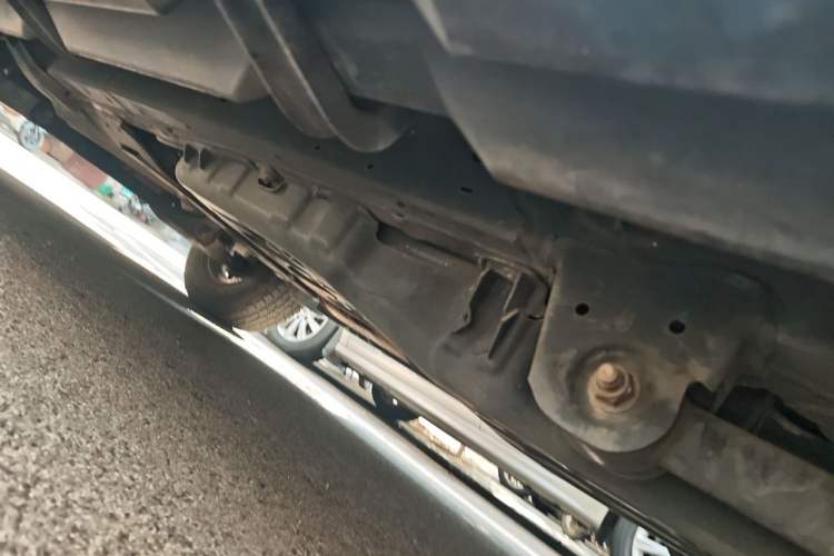 Used Ford Everest 2016 2.0T Gasoline Automatic Two-Wheel Drive Elite Edition Chassis Rear Left