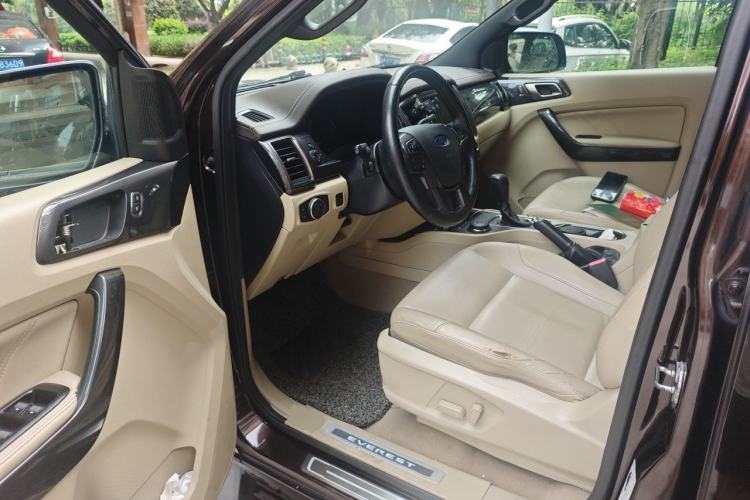 Used Ford Everest 2016 2.0T Gasoline Automatic 4x4 Flagship Edition Driver Seat