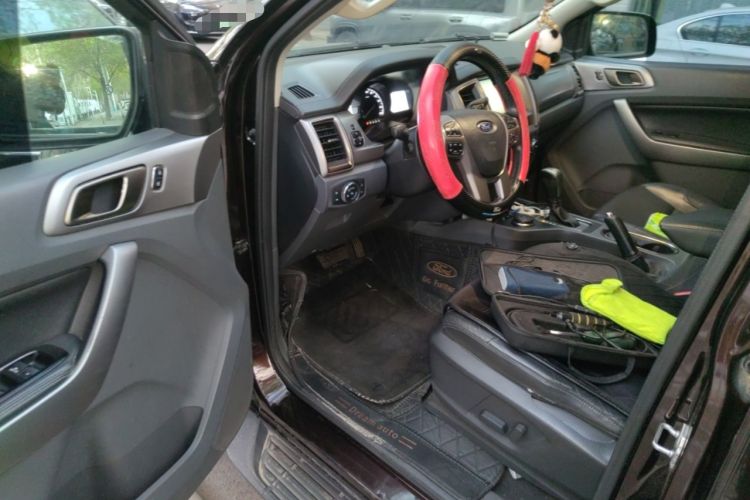 Used Ford Everest 2016 2.0T Gasoline Automatic 4x4 Luxury Edition Driver Seat