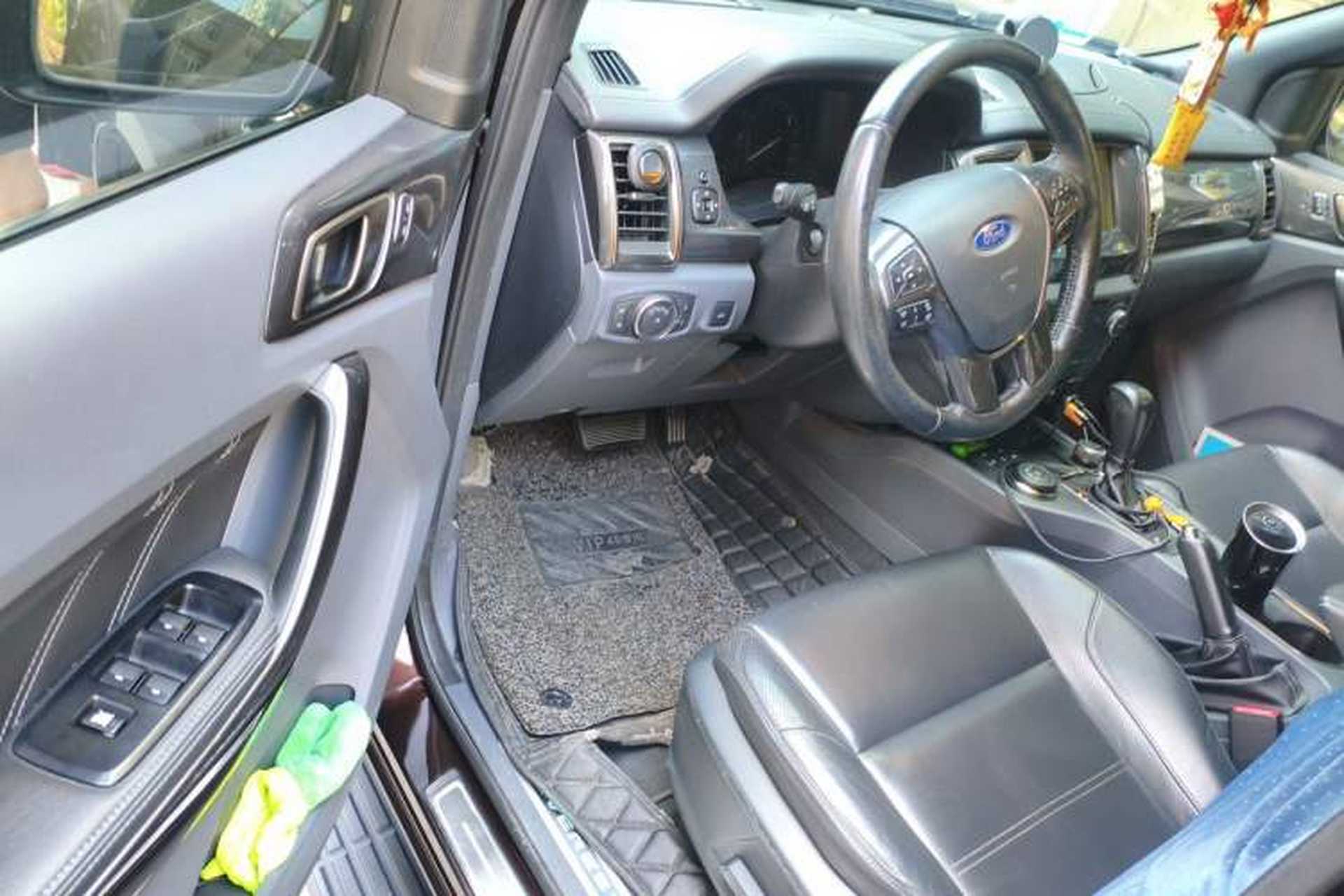 Used Ford Everest 2016 2.0T Gasoline Automatic 4x4 Flagship Edition Driver Seat