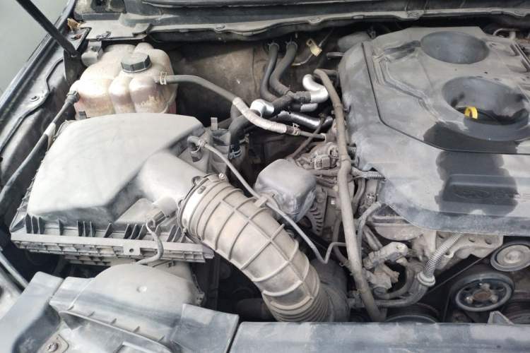 Used Ford Everest 2016 2.0T Gasoline Automatic 4x4 Luxury Edition Engine Bay Right