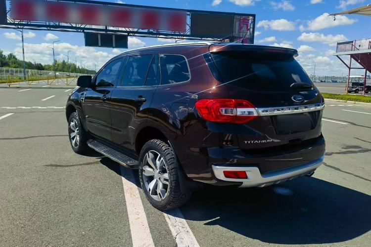 Used Ford Everest 2016 2.0T Gasoline Automatic 4x4 Flagship Edition Exterior 2