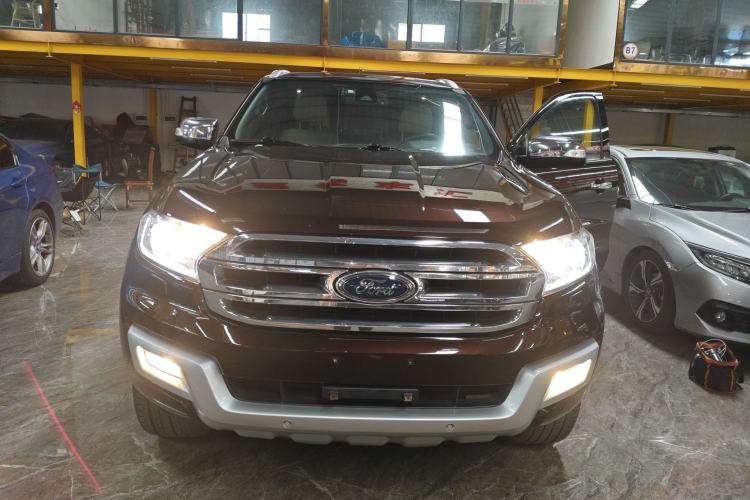 Used Ford Everest 2016 2.0T Gasoline Automatic 4x4 Flagship Edition Front